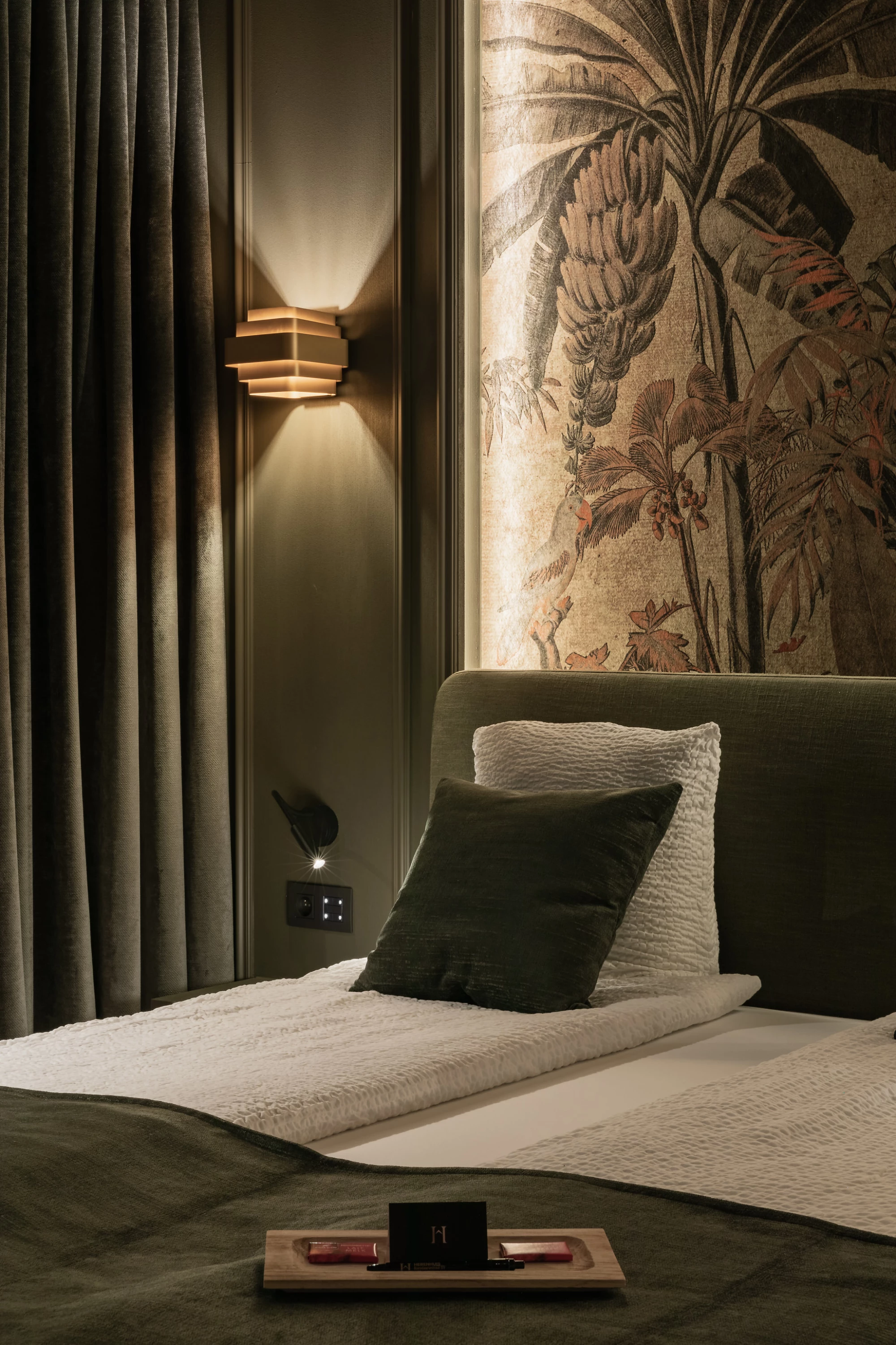 Close up Bed B&B Gentleman Herenhuis Izegem